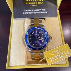 Invicta Men's Pro Diver 40mm Steel and Gold Tone Automatic Watch - Worn Once